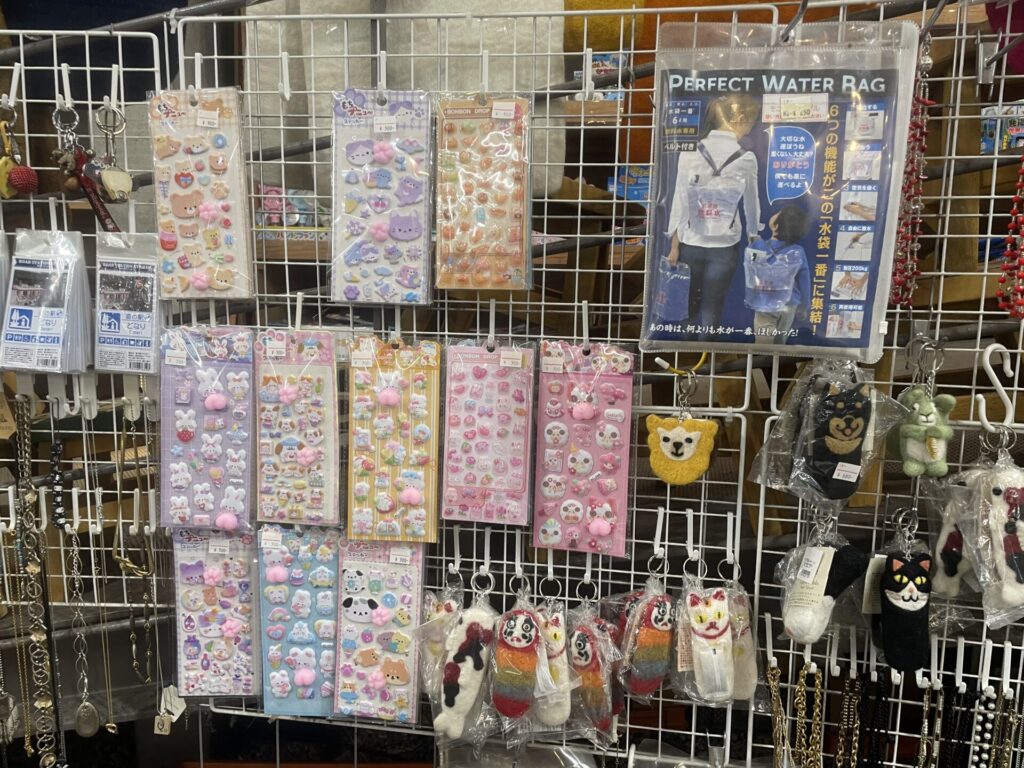 土成道の駅店内