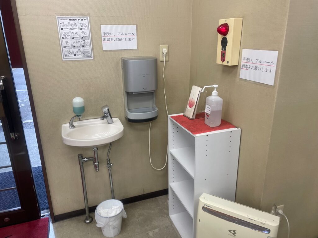 上原屋本店店内