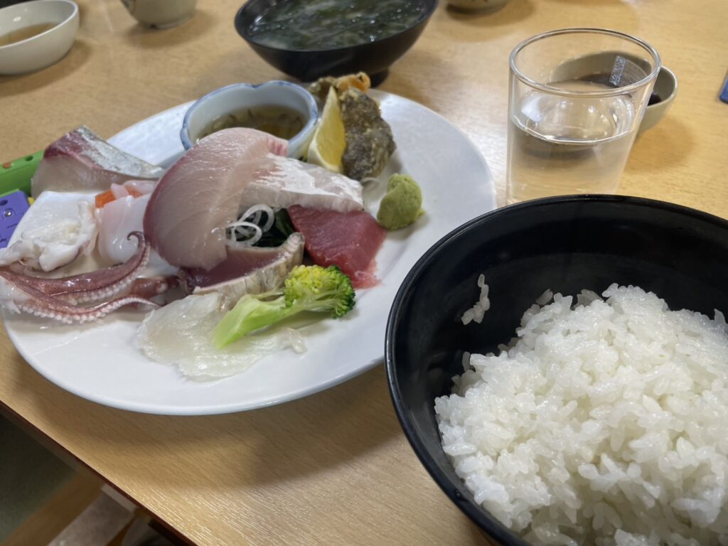 びんび家刺身定食